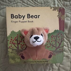 Baby Bear Finger Puppet Book